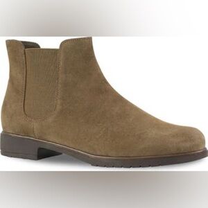 Munro Women's Leighton Chelsea Boot